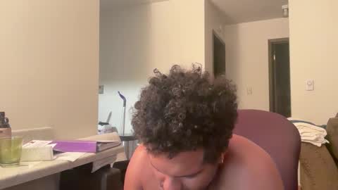 Snapshot of adapper9 chatting on 10-16-25, 09:21 adapper9 online show from 10-16-25, 09:21