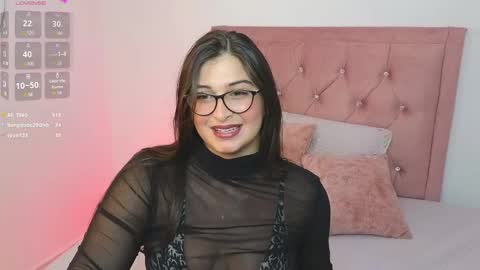 Snapshot of adara_lennox chatting on 01-06-25, 10:58 ADARA  online show from 01-06-25, 10:58