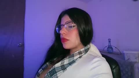Snapshot of adararouse1 chatting on 12-18-25, 07:20 Adara online show from 12-18-25, 07:20