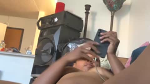 Snapshot of addctdtohenny chatting on 03-20-26, 06:35 addctdtohenny online show from 03-20-26, 06:35