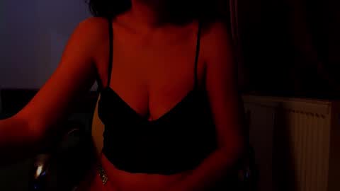 amy        online show from 12-02-24, 12:30