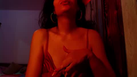 amy        online show from 02-11-25, 12:48