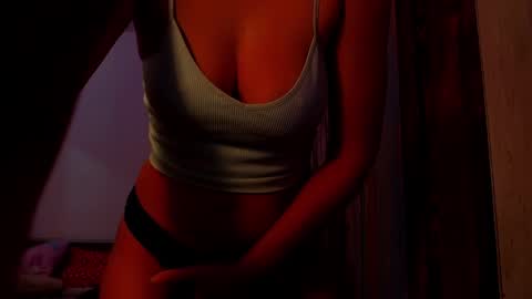 amy        online show from 03-03-25, 07:21