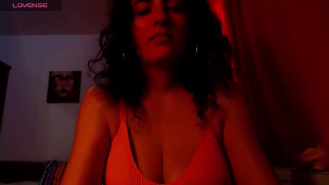 amy        online show from 01-12-26, 10:09