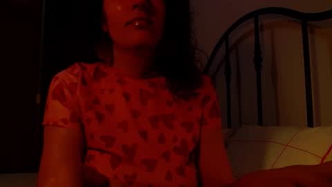 amy        online show from 06-03-26, 09:42