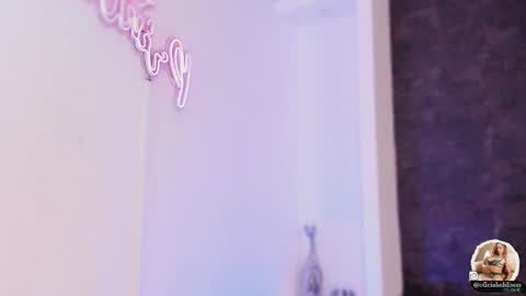 A D D I S O N  online show from 03-07-25, 10:43