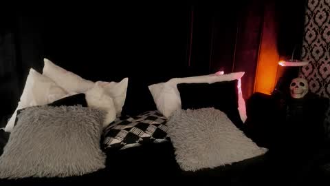 Snapshot of adeelinee chatting on 01-07-26, 07:49 Ade online show from 01-07-26, 07:49