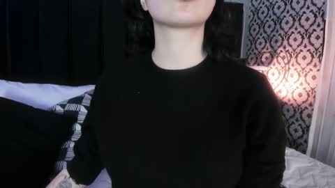 Snapshot of adeelinee chatting on 03-03-26, 07:53 Ade online show from 03-03-26, 07:53