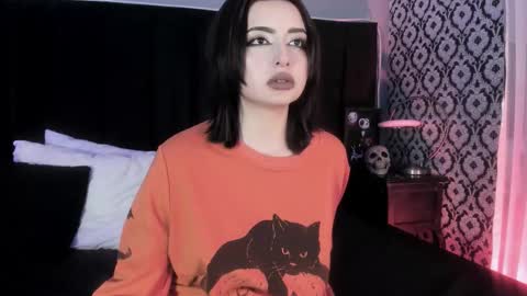 Snapshot of adeelinee chatting on 03-08-26, 02:04 Ade online show from 03-08-26, 02:04