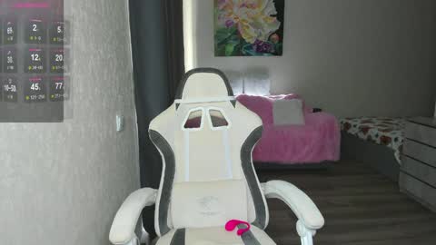 Adel online show from 04-05-26, 04:42