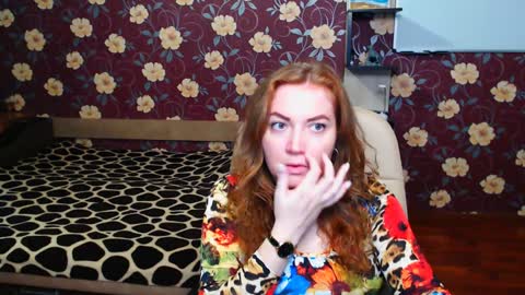 Snapshot of adel_redhead_ chatting on 12-04-24, 07:23 Adel online show from 12-04-24, 07:23