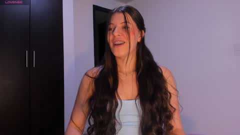 Adela Parker  online show from 01-10-25, 08:48