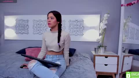 Adela Worsth online show from 02-19-25, 12:22