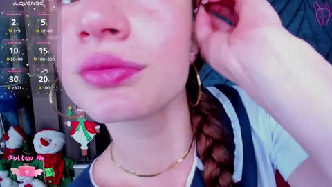 Snapshot of adelainebest chatting on 12-21-24, 04:30 Adelaine online show from 12-21-24, 04:30