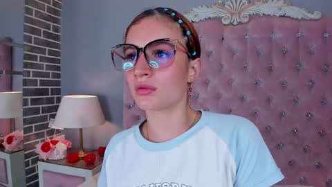 Snapshot of adelainebest chatting on 03-01-25, 08:13 Adelaine online show from 03-01-25, 08:13