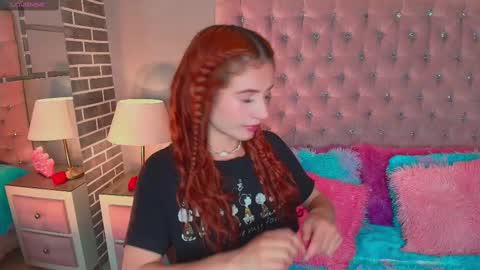 Snapshot of adelainebest chatting on 10-08-25, 06:11 Adelaine online show from 10-08-25, 06:11