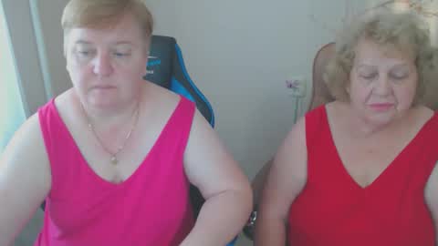 Snapshot of adelandsofia chatting on 09-08-25, 03:55 AdelAndSofia online show from 09-08-25, 03:55