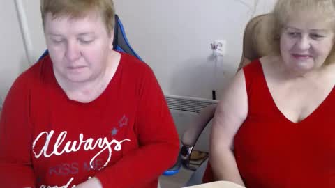 Snapshot of adelandsofia chatting on 12-01-25, 03:50 AdelAndSofia online show from 12-01-25, 03:50