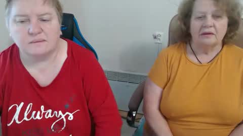 Snapshot of adelandsofia chatting on 01-07-26, 08:50 AdelAndSofia online show from 01-07-26, 08:50