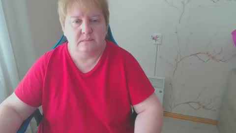 Snapshot of adelandsofia chatting on 02-16-26, 01:18 AdelAndSofia online show from 02-16-26, 01:18