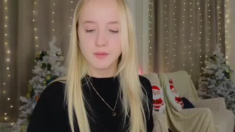 Snapshot of adele_armas chatting on 01-08-25, 06:41 Adele online show from 01-08-25, 06:41