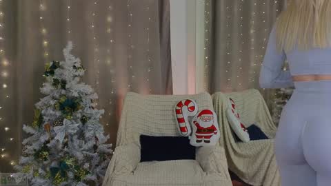 Snapshot of adele_armas chatting on 01-09-25, 06:04 Adele online show from 01-09-25, 06:04