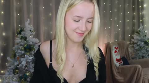 Snapshot of adele_armas chatting on 01-19-25, 09:02 Adele online show from 01-19-25, 09:02