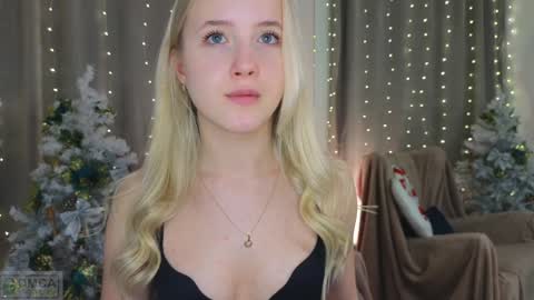 Snapshot of adele_armas chatting on 01-25-25, 02:37 Adele online show from 01-25-25, 02:37