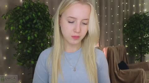 Snapshot of adele_armas chatting on 01-25-25, 06:24 Adele online show from 01-25-25, 06:24