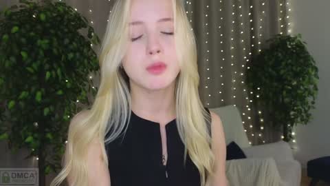 Snapshot of adele_armas chatting on 01-30-25, 12:29 Adele online show from 01-30-25, 12:29