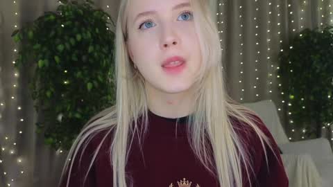 Snapshot of adele_armas chatting on 02-01-25, 09:29 Adele online show from 02-01-25, 09:29