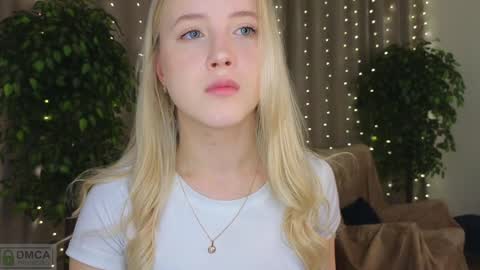 Snapshot of adele_armas chatting on 02-02-25, 09:45 Adele online show from 02-02-25, 09:45