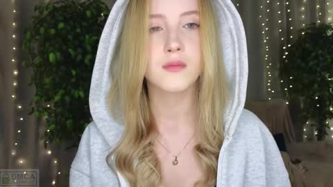 Snapshot of adele_armas chatting on 02-16-25, 09:48 Adele online show from 02-16-25, 09:48