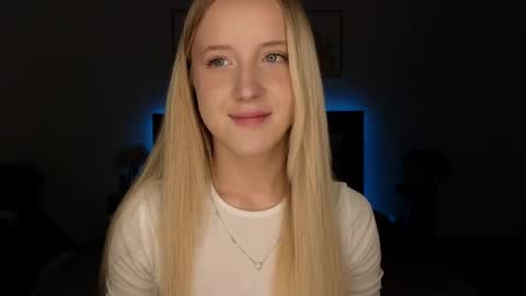 Adele online show from 04-14-26, 08:59