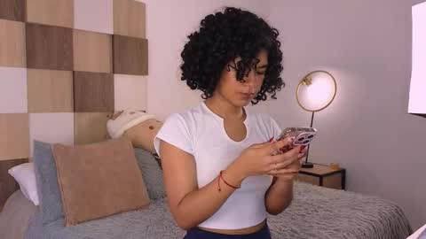 Andrea online show from 02-07-26, 01:26