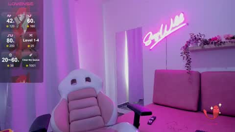 Snapshot of adele_latinlady chatting on 02-13-25, 08:24 Sofi online show from 02-13-25, 08:24