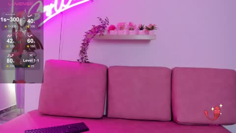 Snapshot of adele_latinlady chatting on 03-07-25, 09:27 Sofi online show from 03-07-25, 09:27