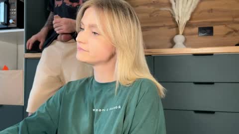 Adele Nick online show from 04-01-26, 10:49