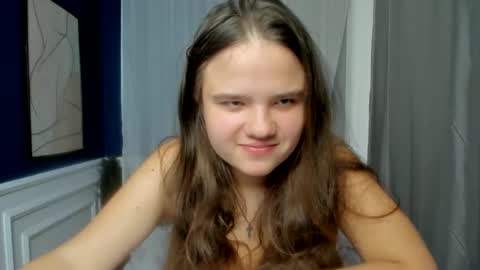 adelecruzz online show from 04-08-26, 12:27