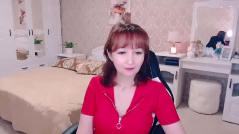 Snapshot of adelemoran chatting on 01-18-25, 06:43 AdeleMoran online show from 01-18-25, 06:43