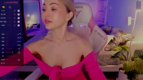 Adele online show from 04-24-26, 02:14