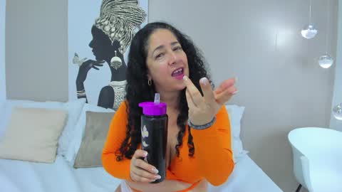 Adele Smithh online show from 01-25-25, 05:40