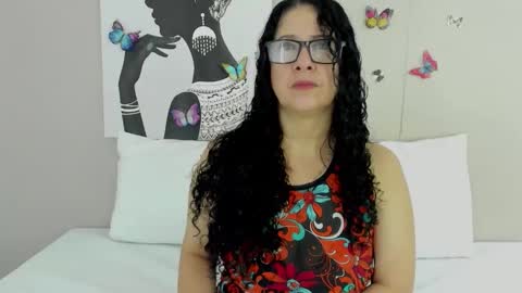 Adele Smithh online show from 11-29-25, 11:57