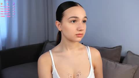 adelexx_zll online show from 02-08-26, 06:17