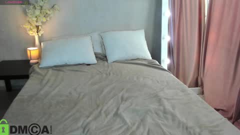 Adelina bliss online show from 04-28-26, 01:26