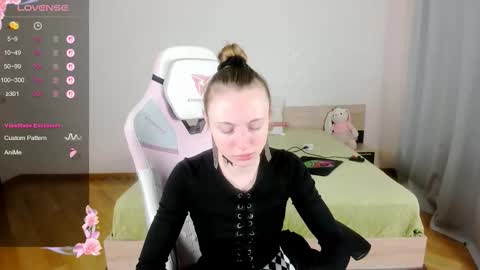 Adelina online show from 09-16-25, 09:43