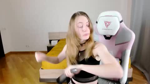 Adelina online show from 09-21-25, 11:34