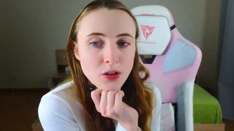 Adelina online show from 12-16-25, 09:36