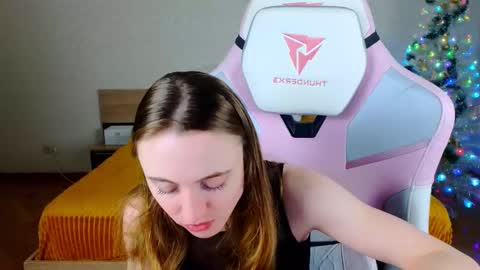 Adelina online show from 12-22-25, 09:28