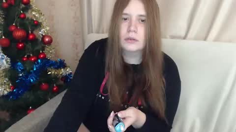 adelinalawson online show from 01-07-25, 06:45